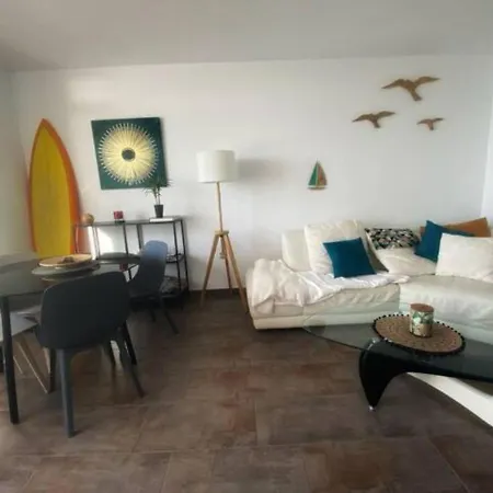 Las Carmenes 2-Bed Apartment In Bajamar 바하마르