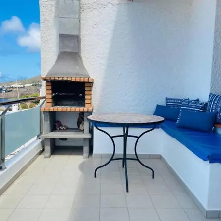 Las Carmenes 2-Bed Apartment In Bajamar 아파트 바하마르